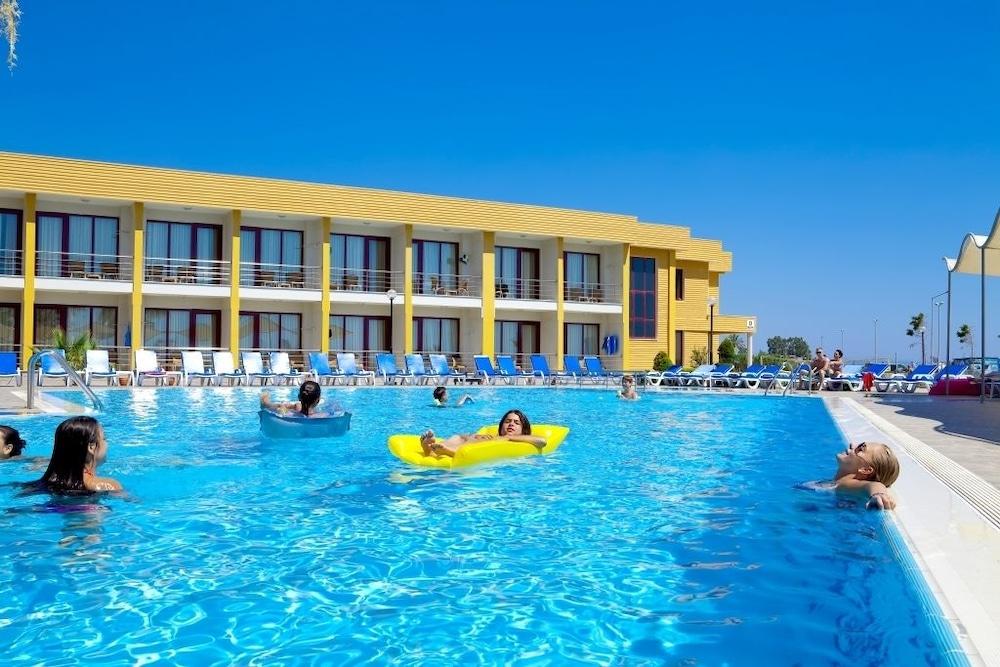Gumuldur Resort Hotel & Spa Exterior photo